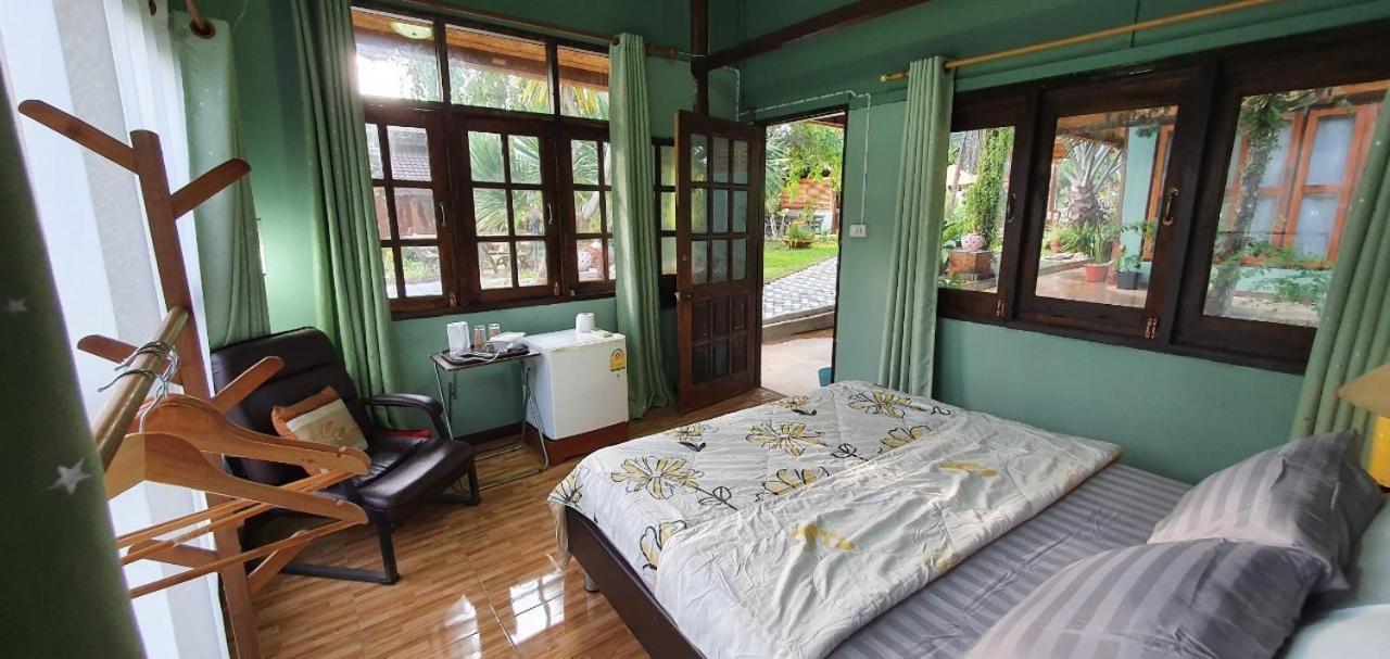 Baan Suan Taboon Homestay Chiang Rai Bagian luar foto